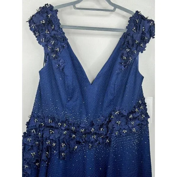 Mac Duggal 11152 3D Floral Applique A-Line Evening Gown Midnight Blue Sz. 20 NWT - Picture 4 of 8
